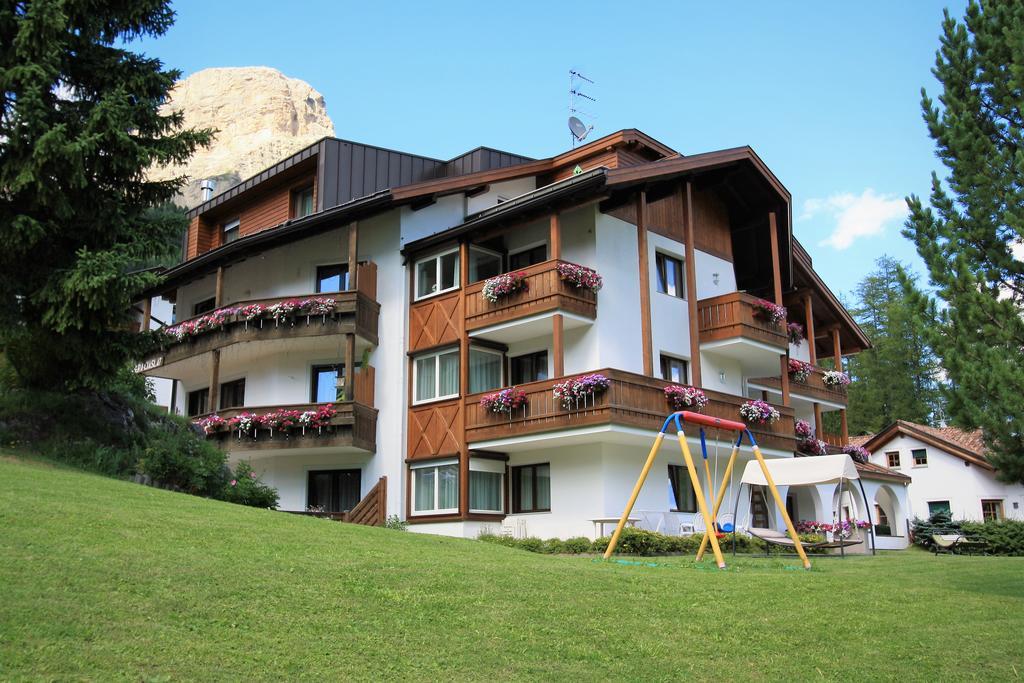 Pera Ciaslat Apartment Colfosco Exterior photo